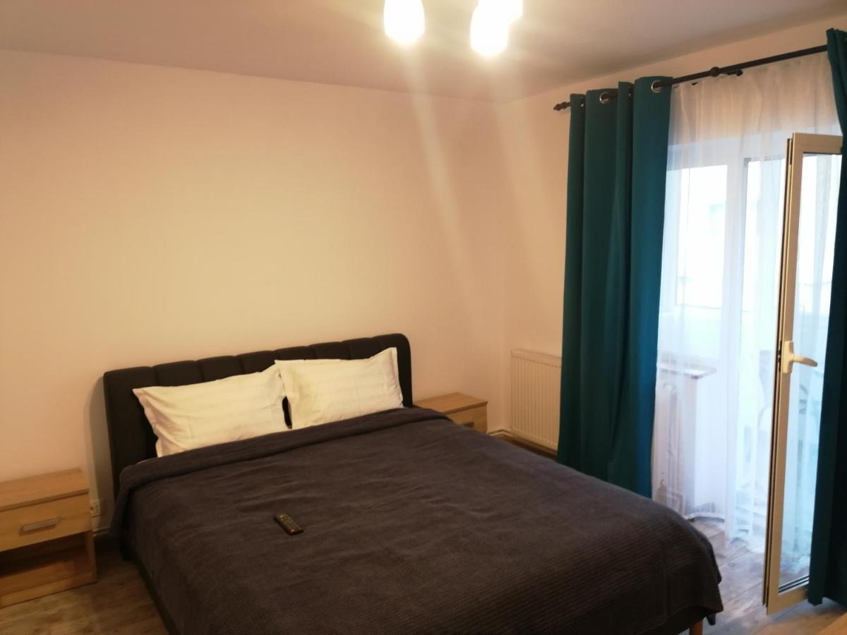 Rosenau Apartment Rîşnov Exteriör bild